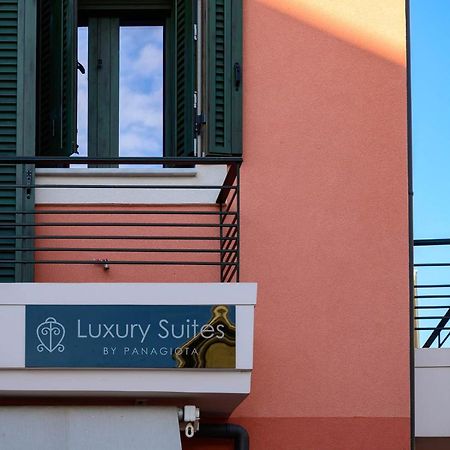 Luxury Suites By Panagiota Preveza Exterior foto